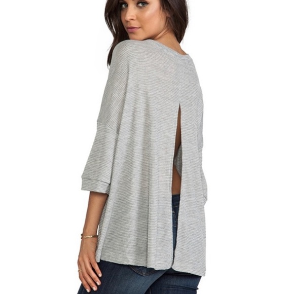 Free People Women’s M Top Gray Storyteller Waffle Knit Open Back Oversized - Picture 3 of 10